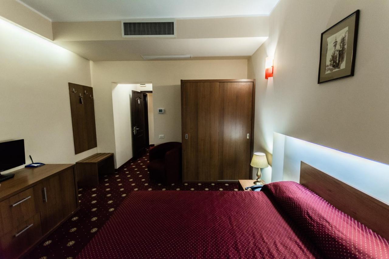 Hotel Ferdinand Constanţa Eksteriør bilde